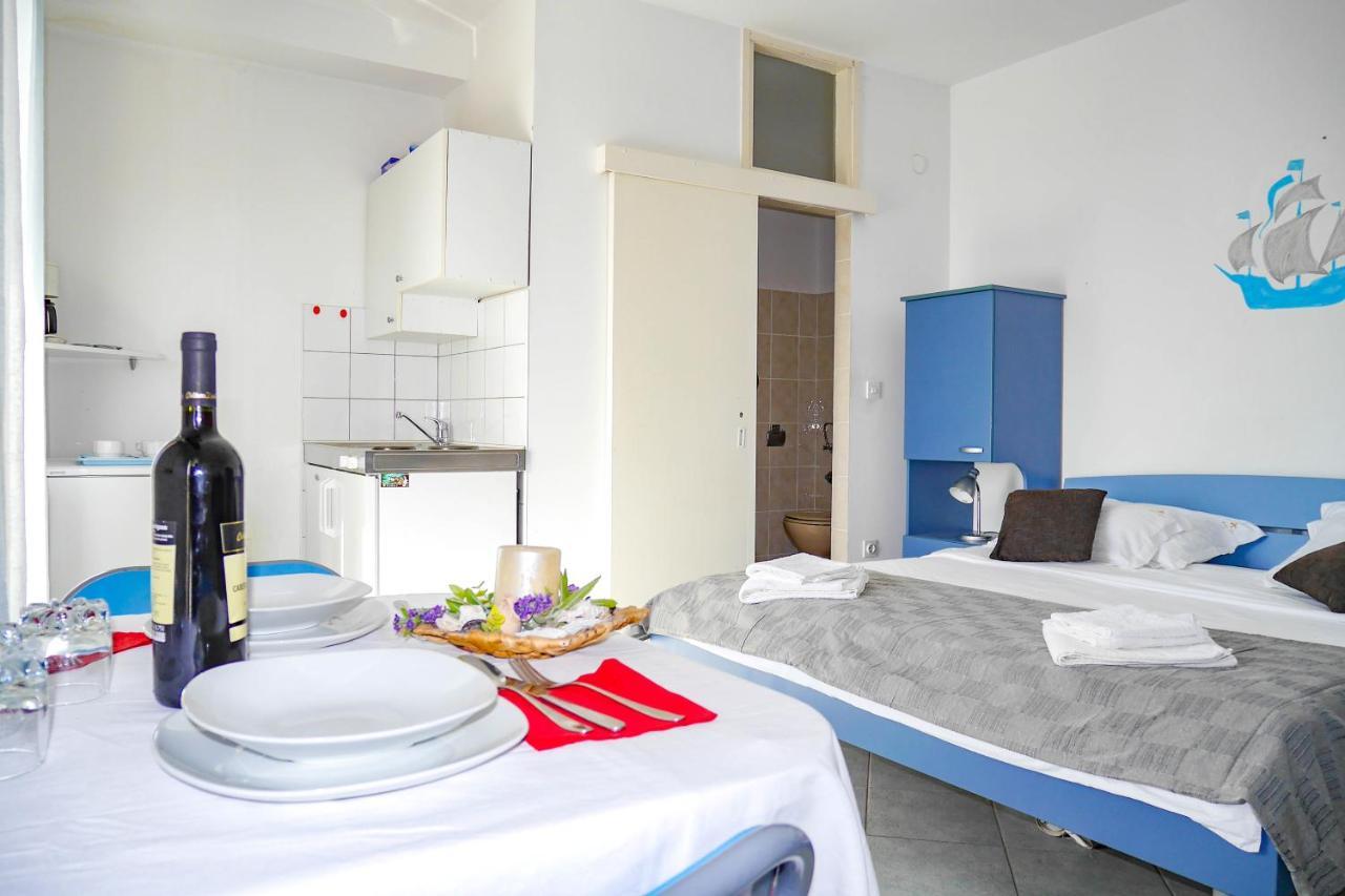 Apartments Beach Dugi Rat Zewnętrze zdjęcie