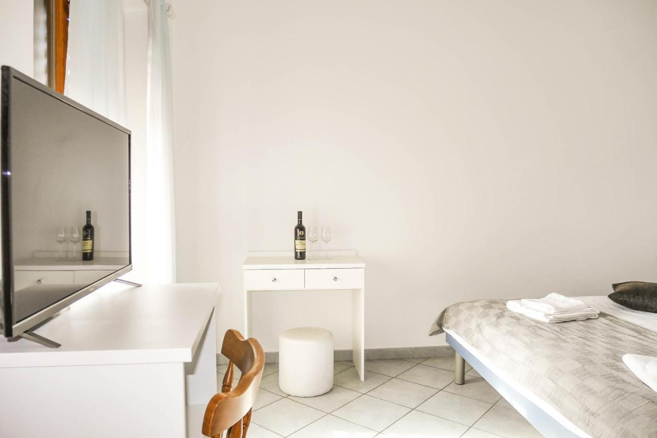 Apartments Beach Dugi Rat Zewnętrze zdjęcie