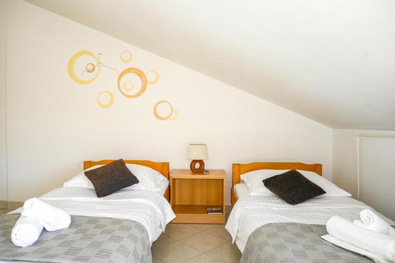 Apartments Beach Dugi Rat Zewnętrze zdjęcie